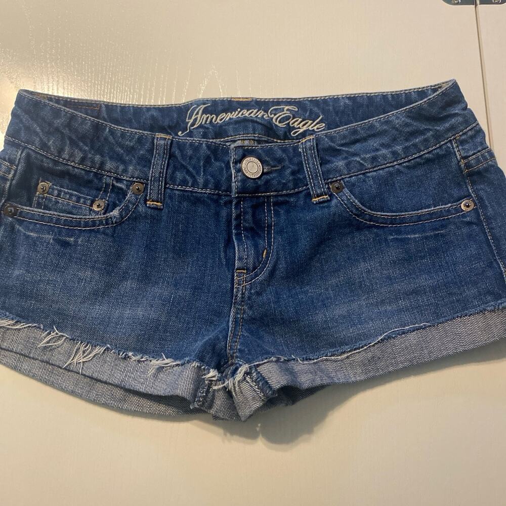 American Eagle Sz 2- Live Your Life Shorts